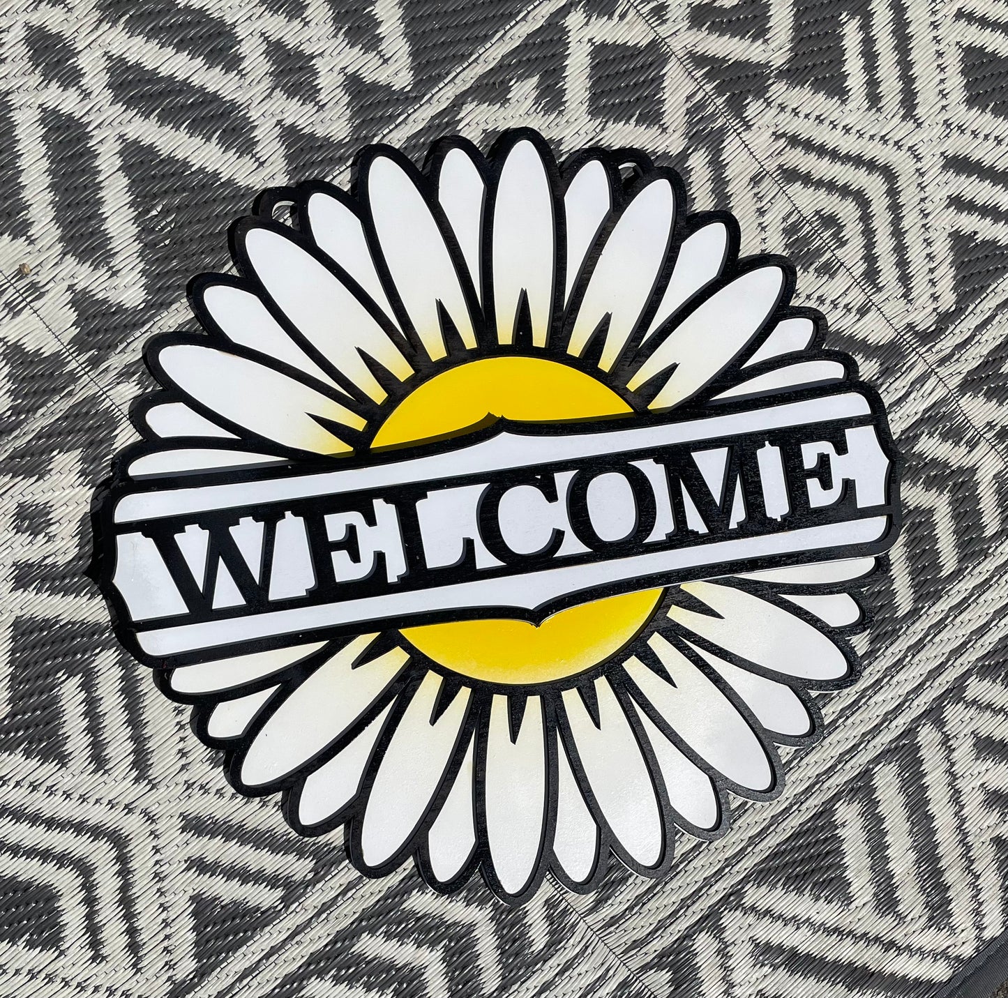 Daisy Welcome Sign